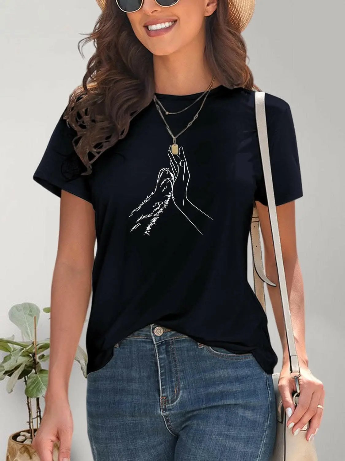 Graphic tee with round neck design - Love Salve